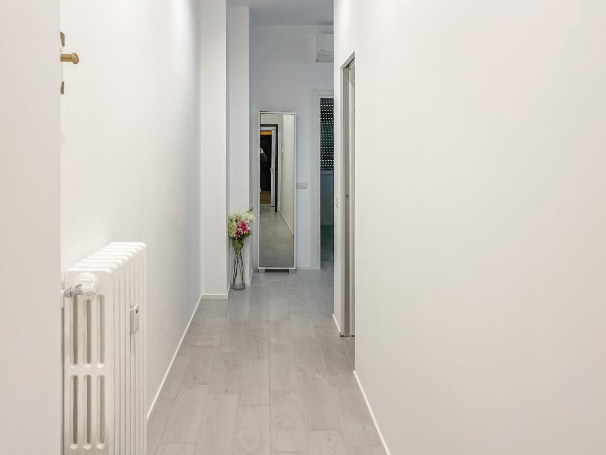 Bnb Capital Milano Moscova - White Экстерьер фото